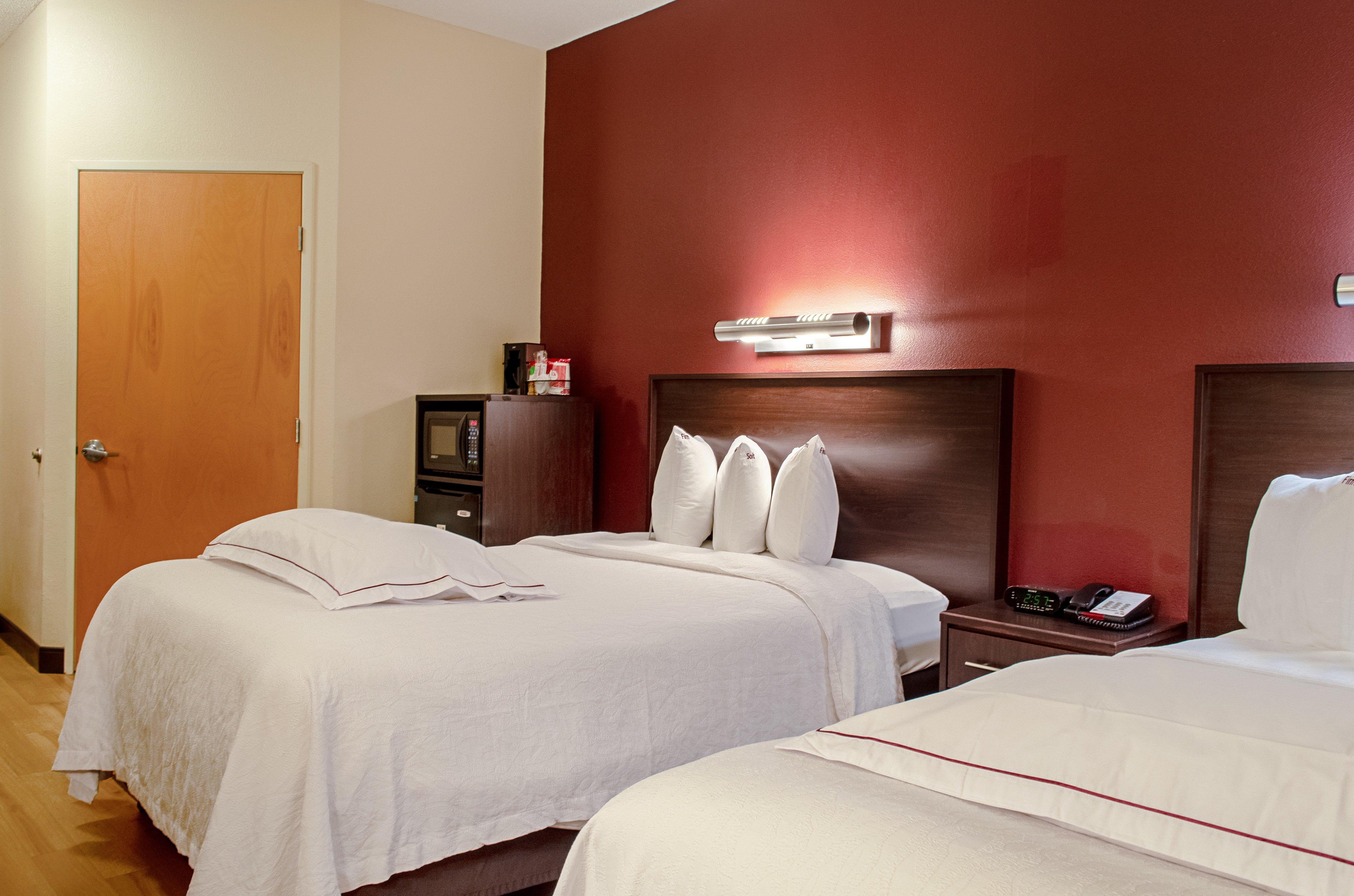 Red Roof Inn Plus+ Boston - Logan Saugus Exterior photo