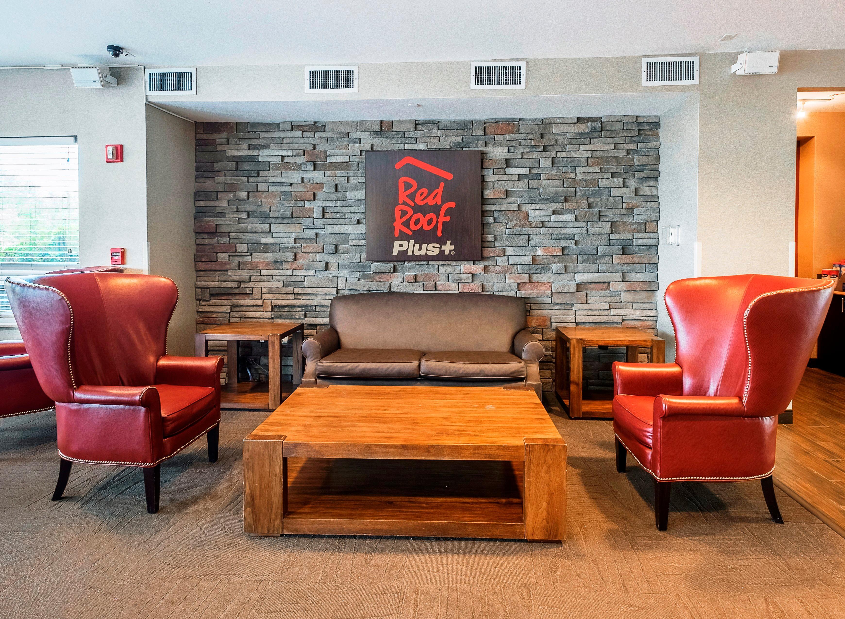 Red Roof Inn Plus+ Boston - Logan Saugus Exterior photo