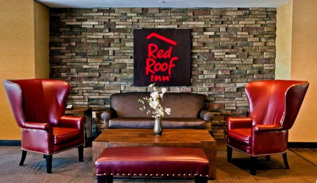 Red Roof Inn Plus+ Boston - Logan Saugus Exterior photo